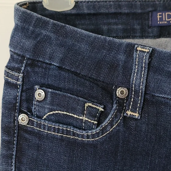 Fidelity Jeans - Picture 4 of 9